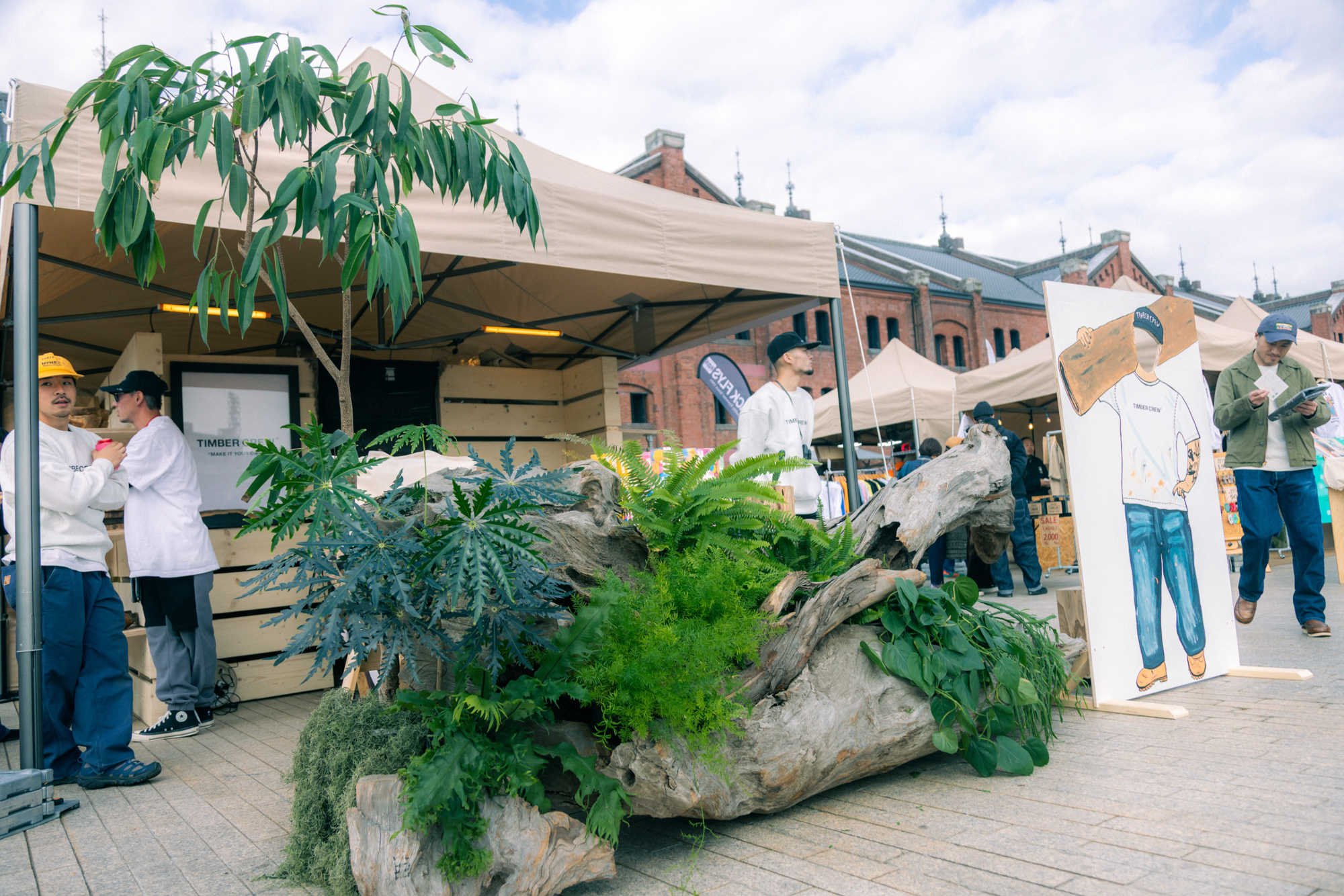 LOCAL MARKET